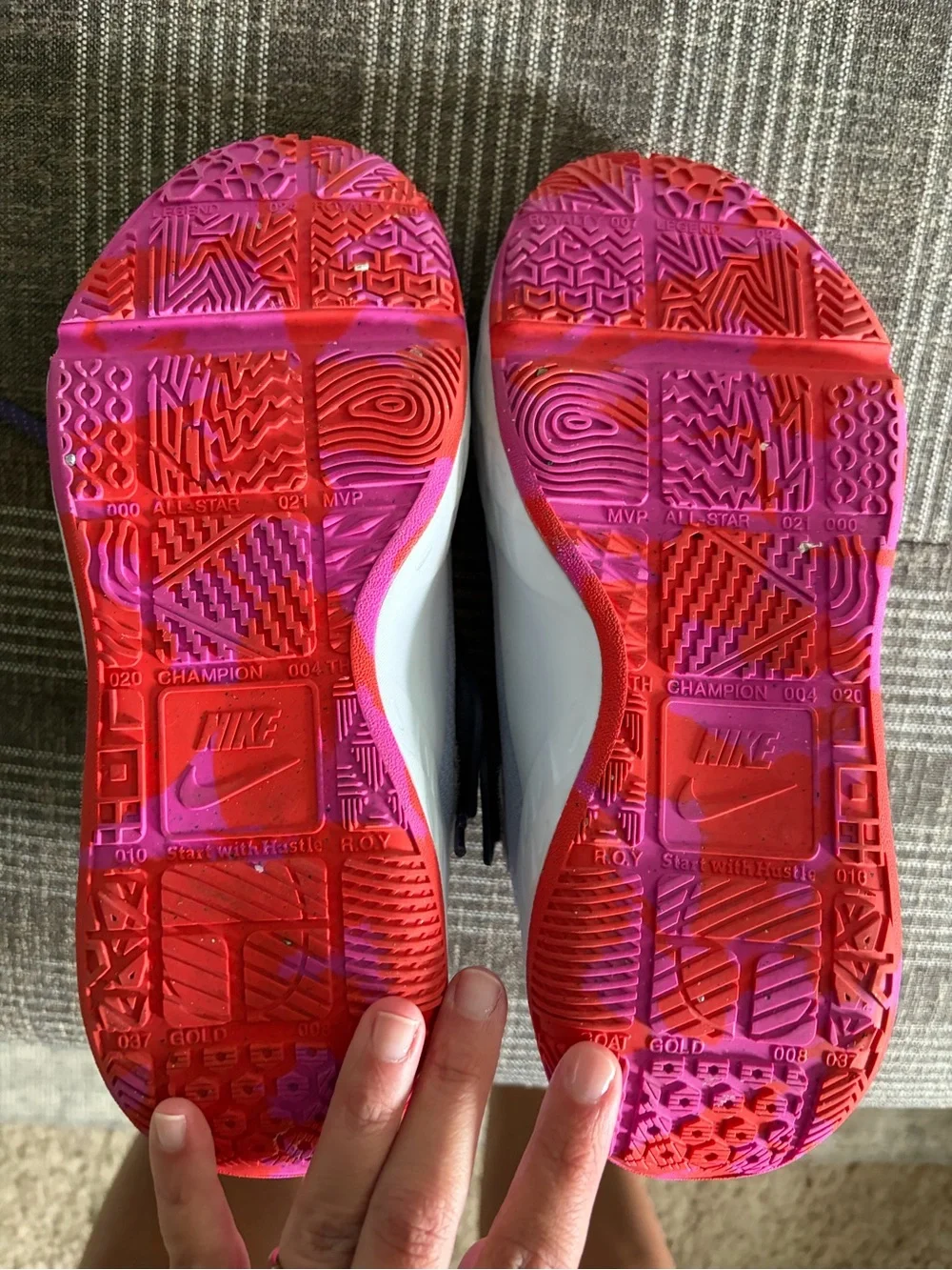 EUC girls basketball shoes 4.5Y